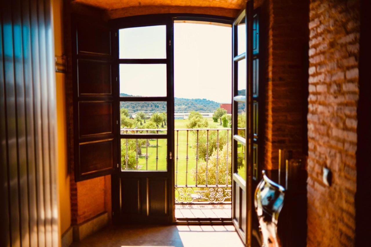 Castillo De Monte La Reina Posada Real & Bodega Toro Dış mekan fotoğraf