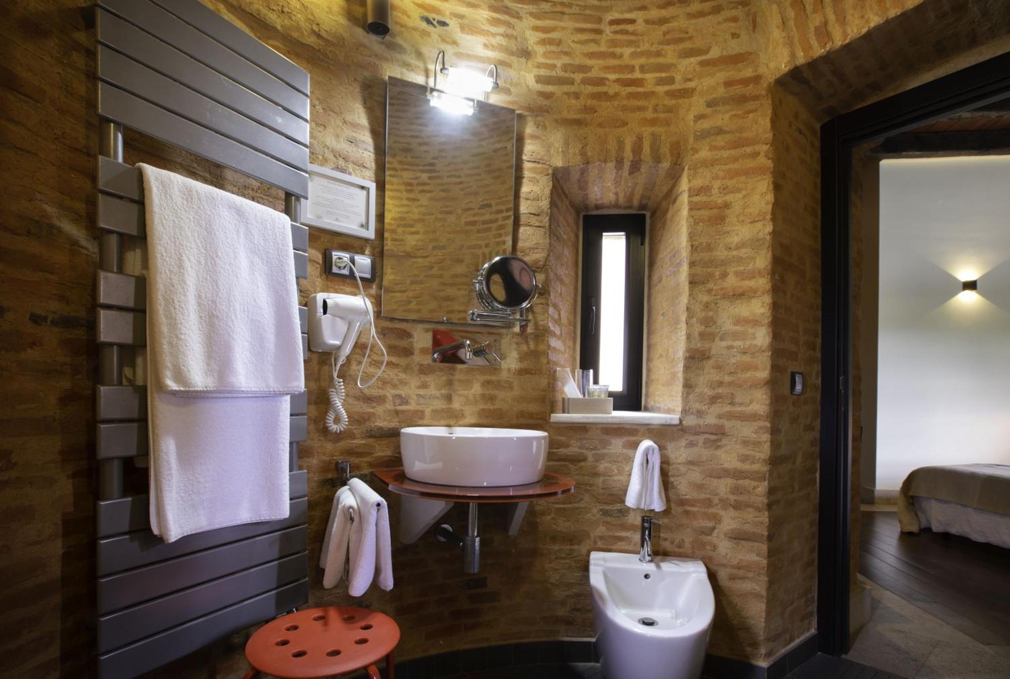 Castillo De Monte La Reina Posada Real & Bodega Toro Dış mekan fotoğraf