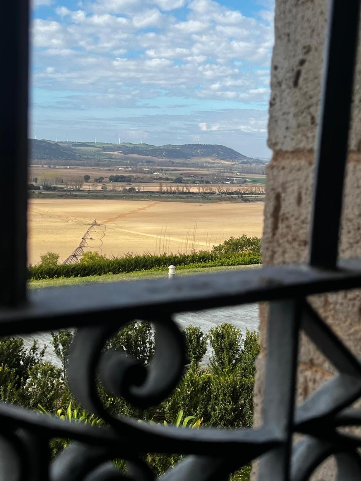 Castillo De Monte La Reina Posada Real & Bodega Toro Dış mekan fotoğraf